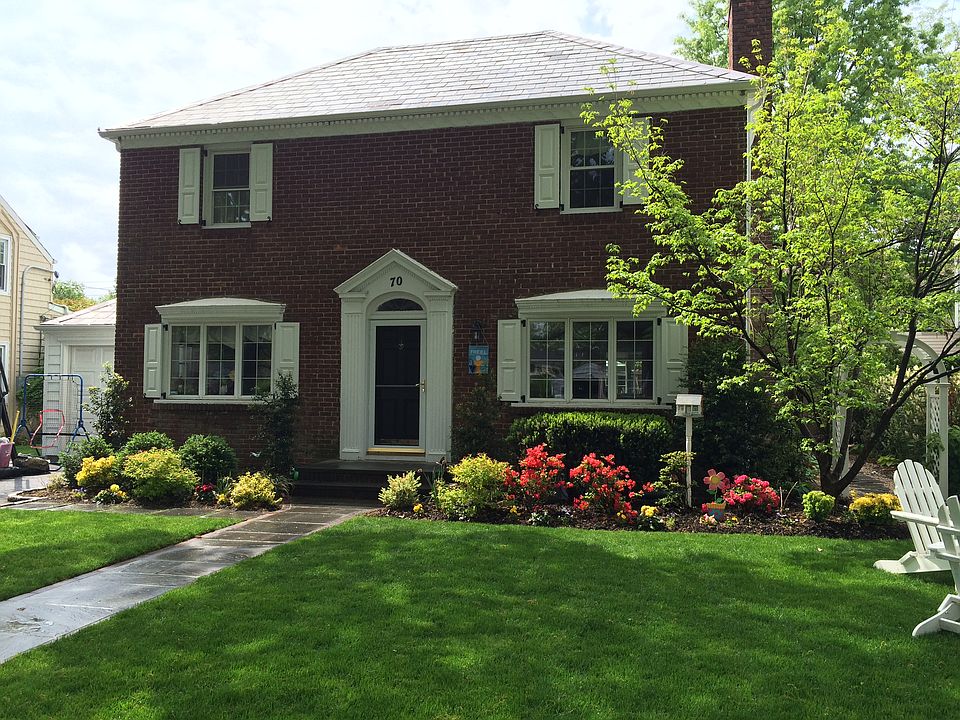 1st image of 70 Dartmouth St