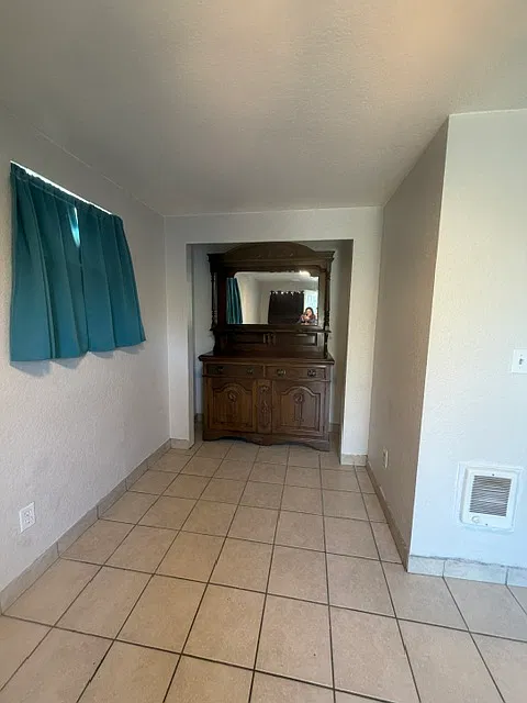 3221.5 Grand Ave - 1 — Photo 3