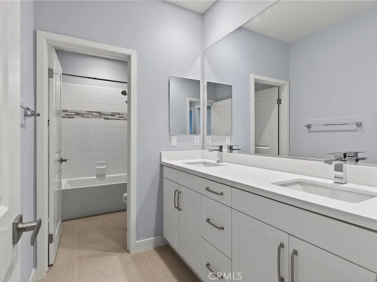 755 E Orange Blossom Way — Photo 39