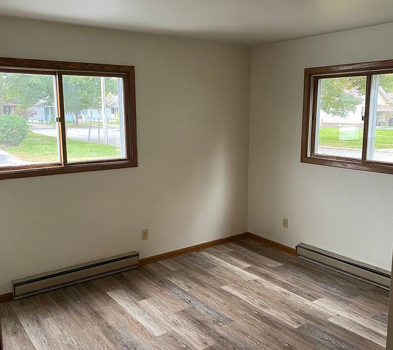 915 Genrich St Apartment Rentals Wausau, WI Zillow