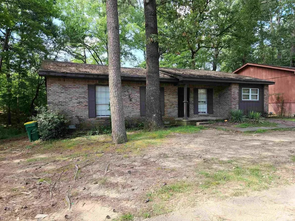 9701 Woodland Dr, Mabelvale, AR 72103