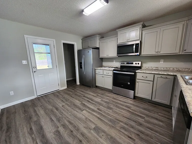 1566 San Bernardino Way — Photo 3