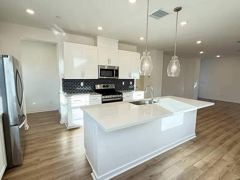 4499 S Grant Paseo — Photo 7