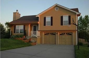 1st image of 523 Melissa St