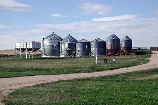 4th image of 2722 S County Road 173