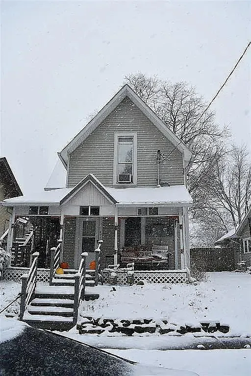 2 bed, $1,100 — Photo 1