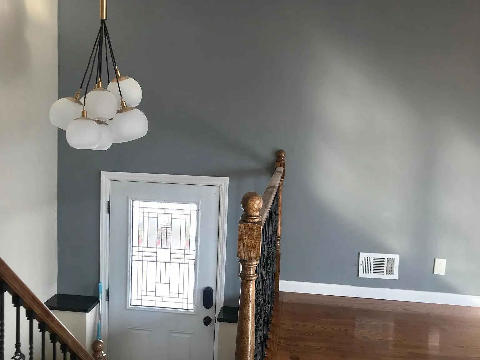 3 bed, 1.5 bath, $3,200 — Photo 3