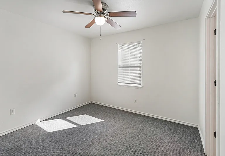 720 Pritchett Ln #16 — Photo 9