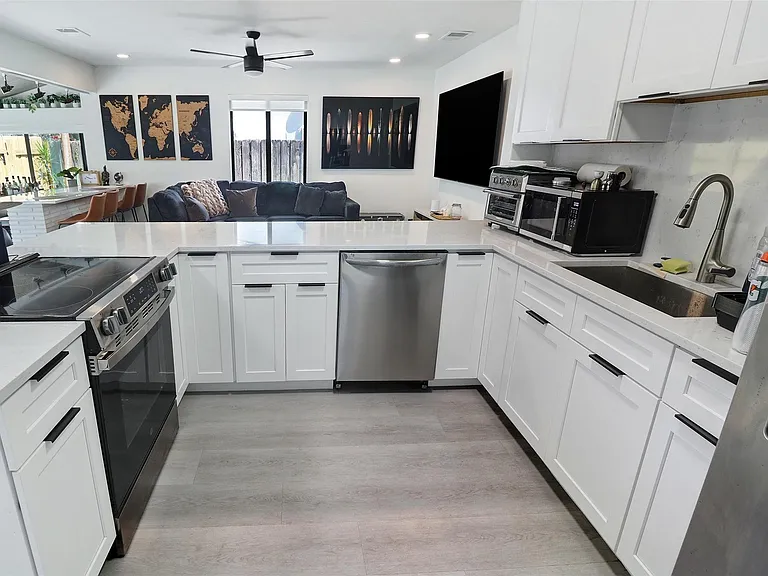 508 SW 13th St — Photo 9