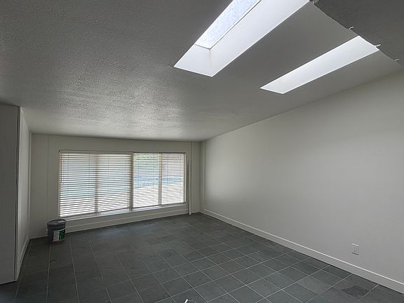 3rd image of 17306 Bronte Pl