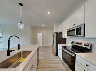 5230 27th St SW, Lehigh Acres, FL 33973