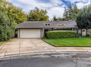 1227 Spruce Tree Cir, Sacramento, CA 95831