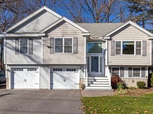 407 Acton Rd, Chelmsford, MA 01824