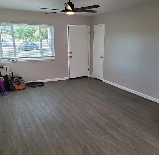 1729 Sunset St — Photo 7
