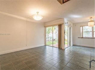 11938 NW 12th St, Pembroke Pines, FL 33026