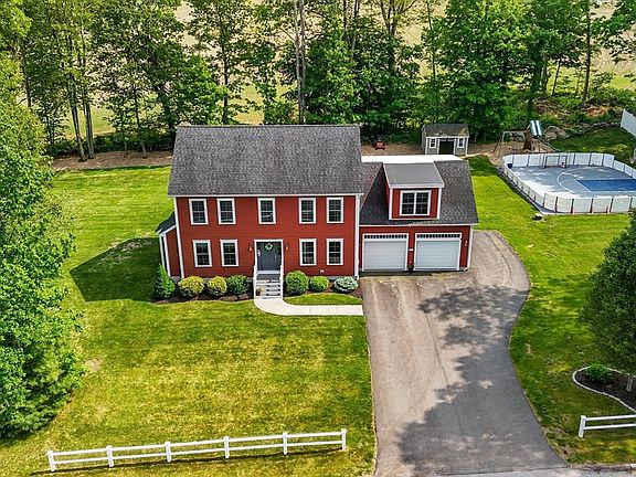 4th image of 51 Saint Marys Dr