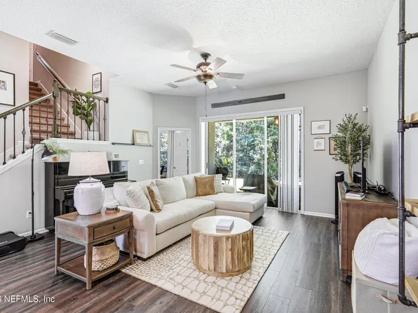 1861 COPPER STONE Drive #D, Fleming Island, FL 32003
