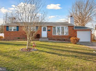 682 Roger Rd, Warminster, PA 18974