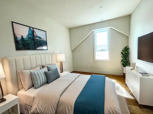 620 Parkside Avenue 1D image 2 of 8