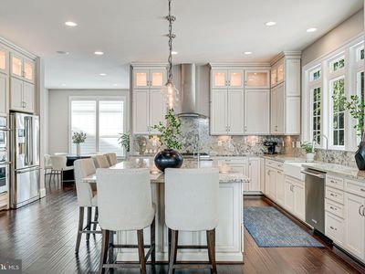 6513 Manor Ridge Ct, Falls Church, VA, 22043