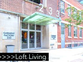 233 Carlaw Ave, Toronto, ON