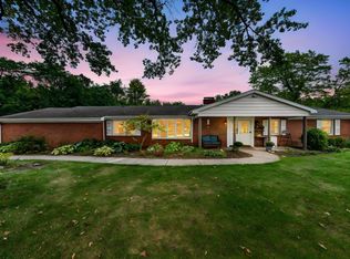 15685 Windingbrook Dr, Mishawaka, IN 46545
