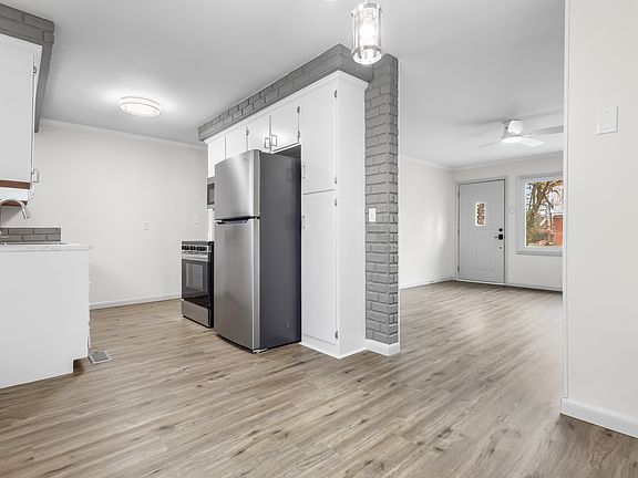 4th image of 5032 Collinwood Dr