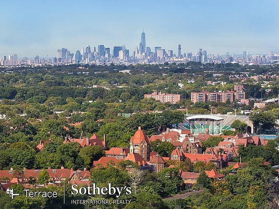 3rd image of 9018 69th Ave