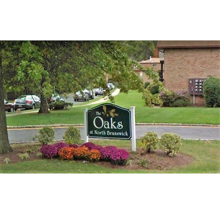 1st image of 1312 N Oaks Blvd