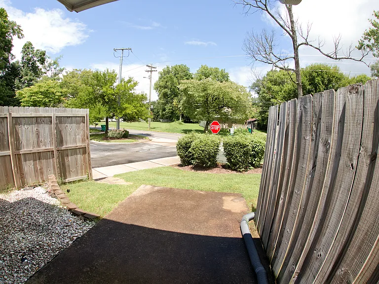 2001 Birch Ln — Photo 33