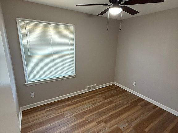 3rd image of 335 Saint Eugene Ln