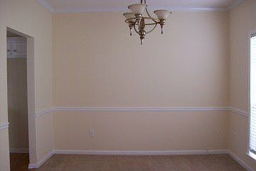 http://www.propertyboss.net/CustomerImages/EXCALIBR_92531/media/Properties/170%20Parkside%20Dr%20(23