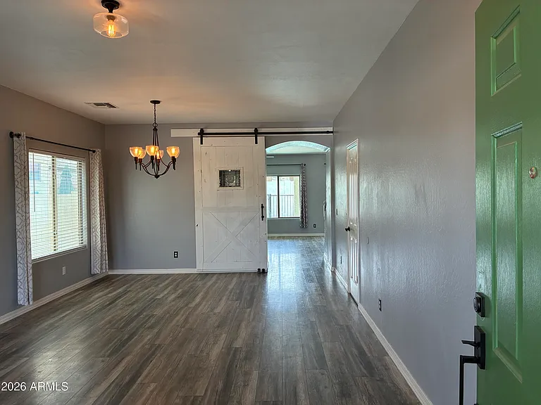 9226 N 182nd Dr — Photo 4