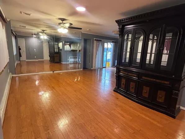 (undisclosed Address), Bethpage, NY 11714