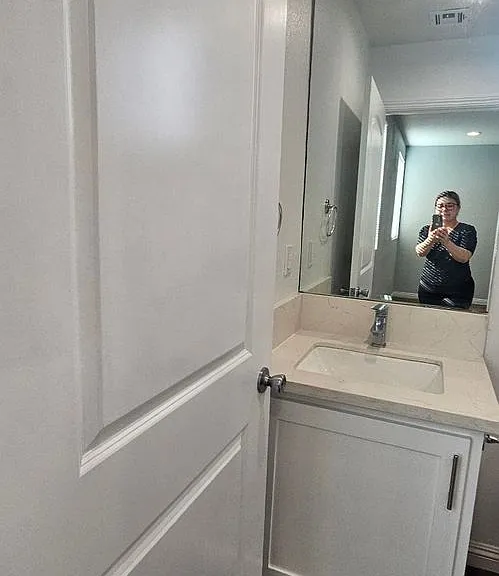43(211) — Photo 32