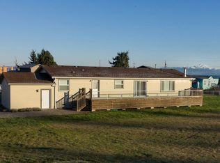 8 Leitch Pl, Coupeville, WA