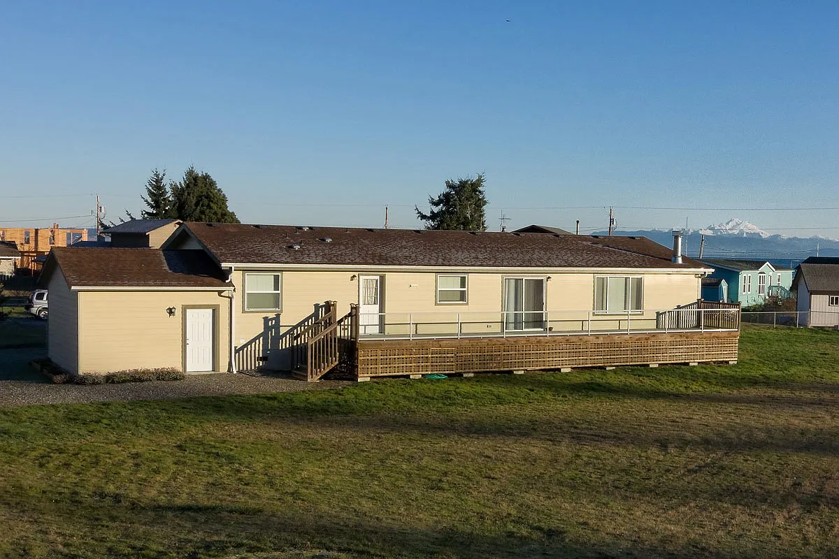8 Leitch Pl photo 1