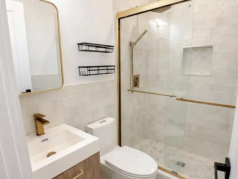 202 W 96th St #3D — Photo 5