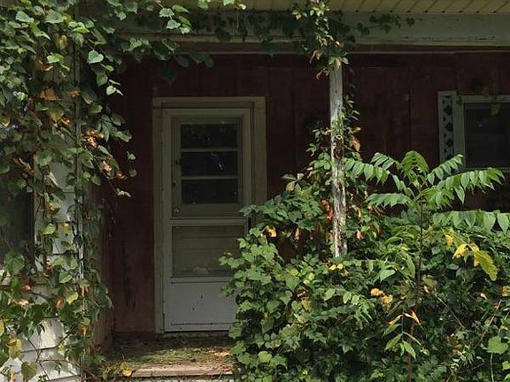 2nd image of 3541 Darlington Dr