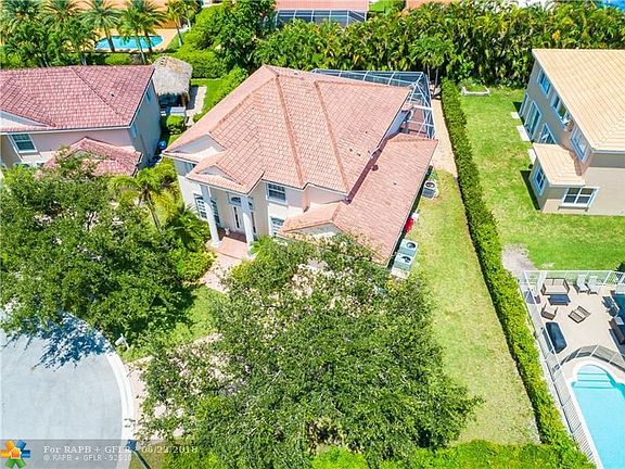 4th image of 9563 NW 52nd Ct