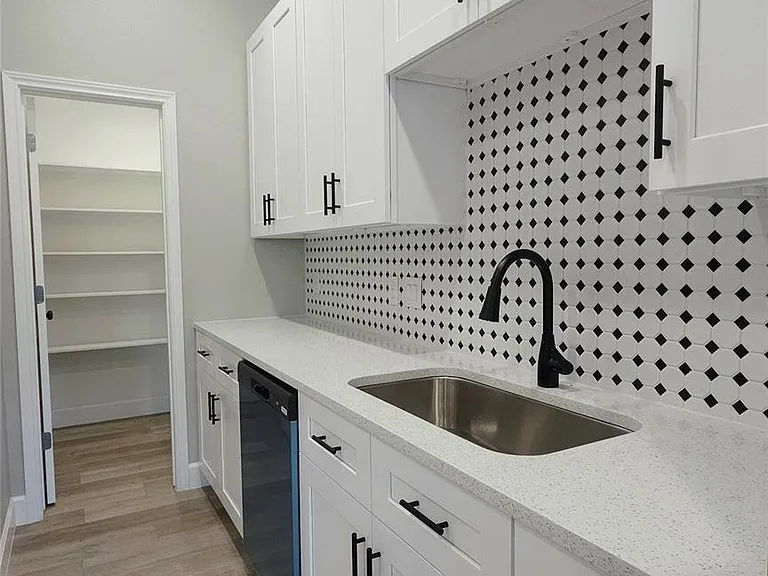 765 Enterprise East St — Photo 2