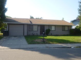 8748 El Toreador Way, Elk Grove, CA 95624