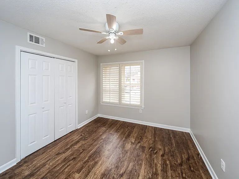 1585 Pepperwood St — Photo 12