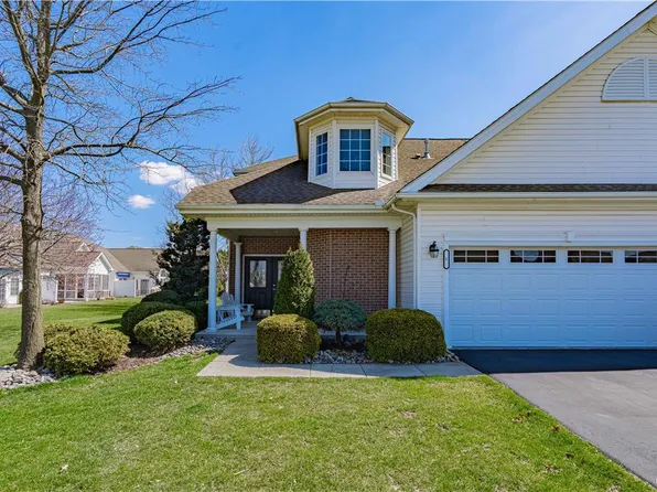 5 Aberdeen Dr, Easton, PA 18045