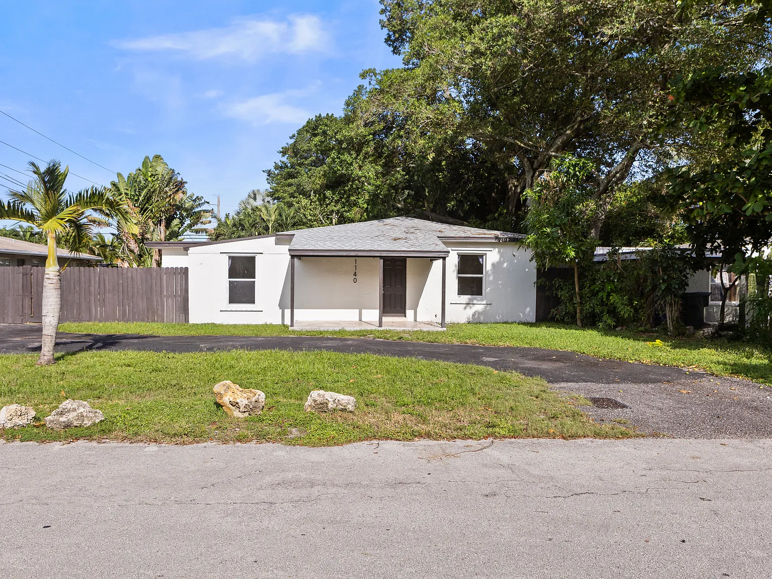 3 bed, 1800 sqft, $2,995 — Photo 1