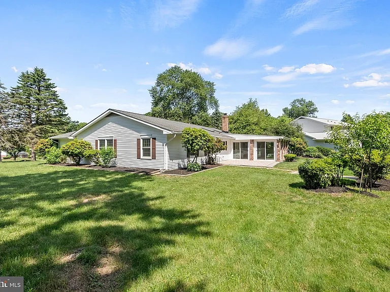 4650 Palomino Ct — Photo 34