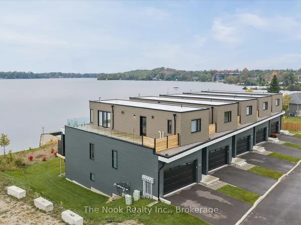 19 West St N #16, Kawartha Lakes, ON K0M 1N0