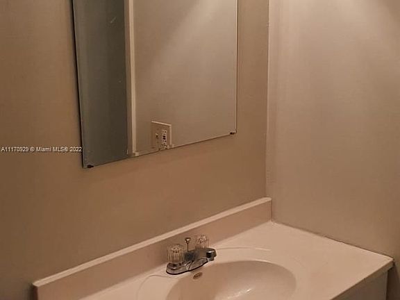 4th image of 6320 NW 11th St APT 106