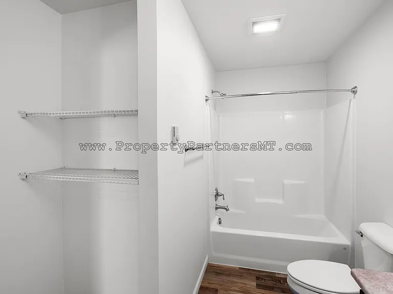 95 W Jefferson Ave — Photo 14