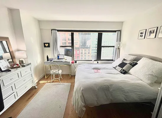 Rented by Olympia House Delaware LP | media 24